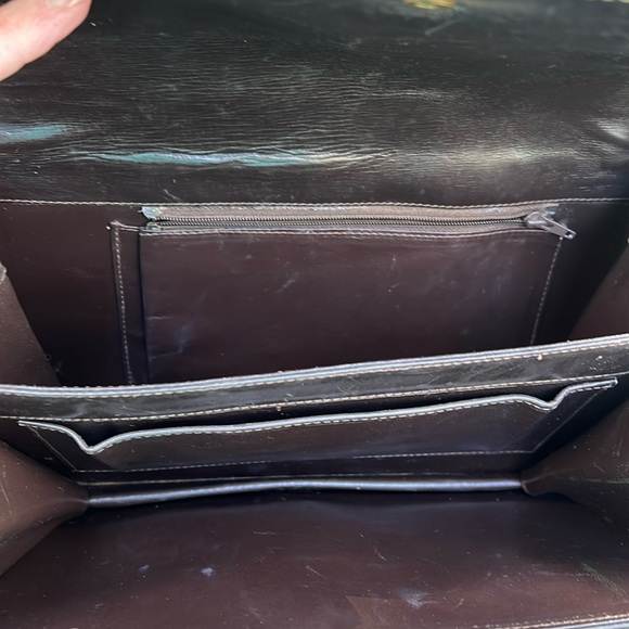 Celine Vintage Shoulder Bag with Horse and Carriage Good Condition GUC - Picture 9 of 12